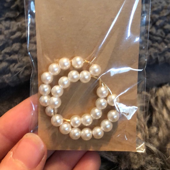 LAST SET SALE Oh Dear Pearl Hoop Earrings - Picture 3 of 3